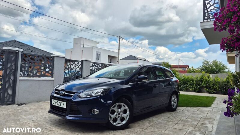 Albastru Utilizat 2013 Ford Focus Titanium Break | 4.999 EUR (Preț OK) - Imagine 1/4