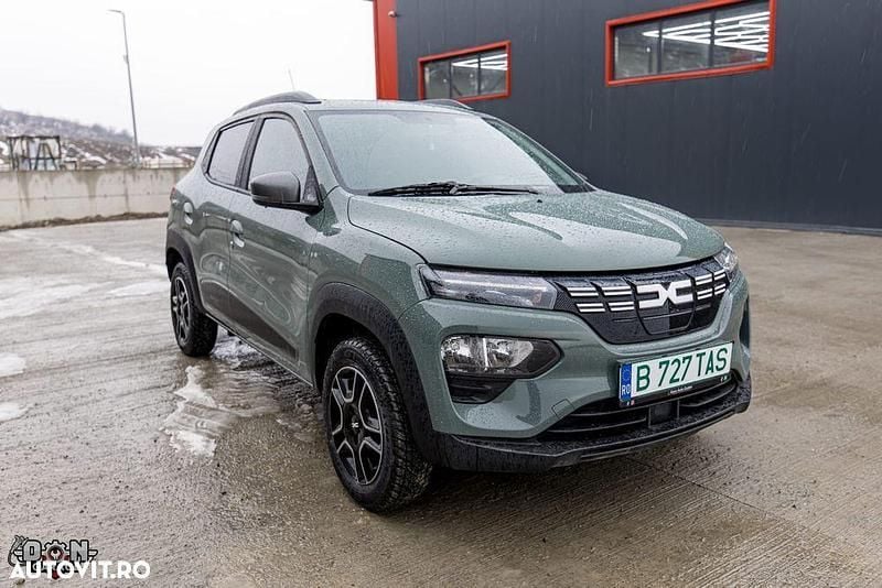 Second-hand Dacia Spring Expression 33 kW (45 CP) 2023 Culoareverde Hatchback