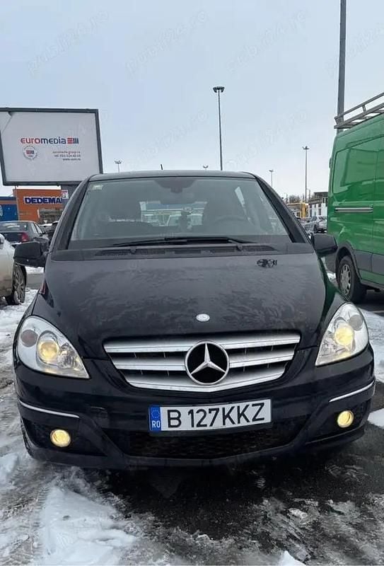 Second-hand 2010 Mercedes B200 Monovolum | 2.900 EUR (Preț bun) - Imagine 1/4