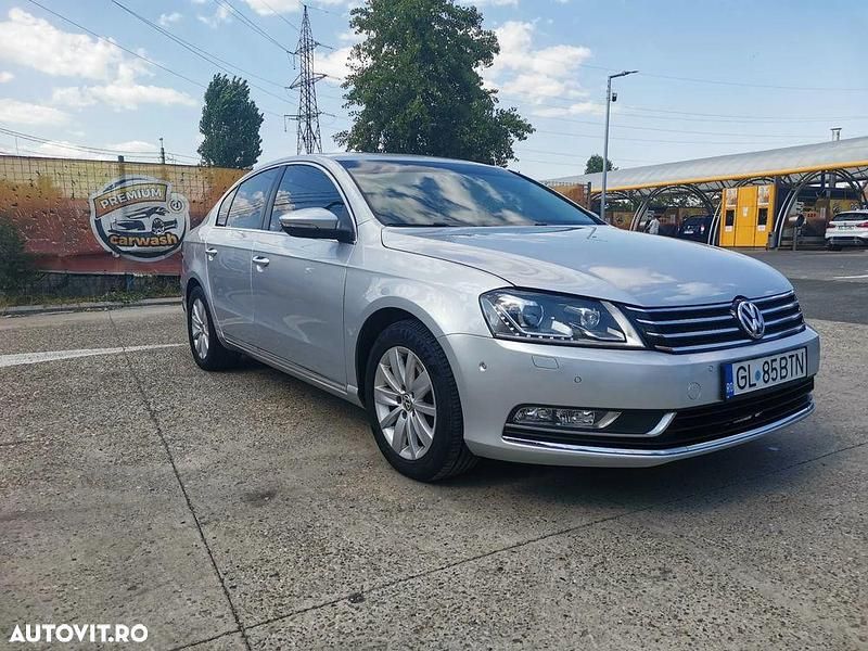 Culoaregri Utilizat 2013 VW Passat Comfortline Berlinǎ | 9.750 EUR (Puțin scump) - Imagine 1/4