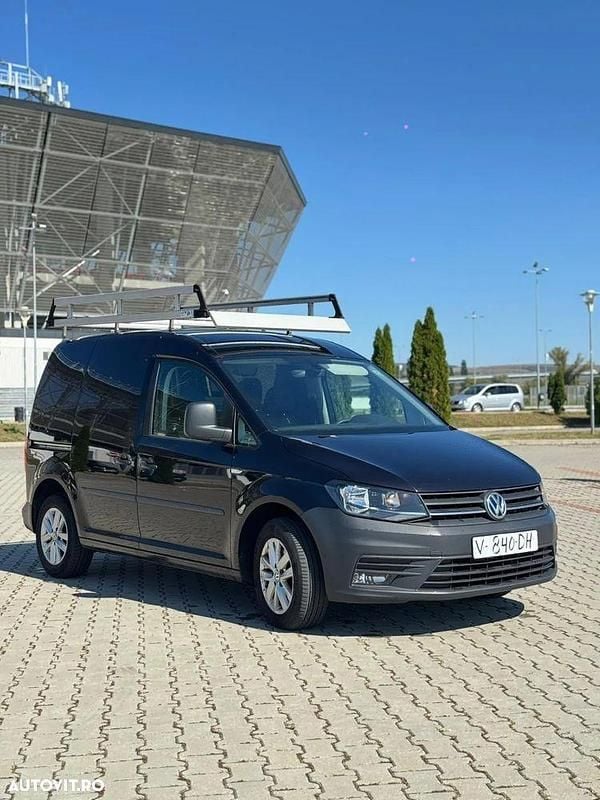 Culoarenegru Utilizat 2010 VW Caddy Monovolum | 7.300 EUR (Preț OK) - Imagine 1/4