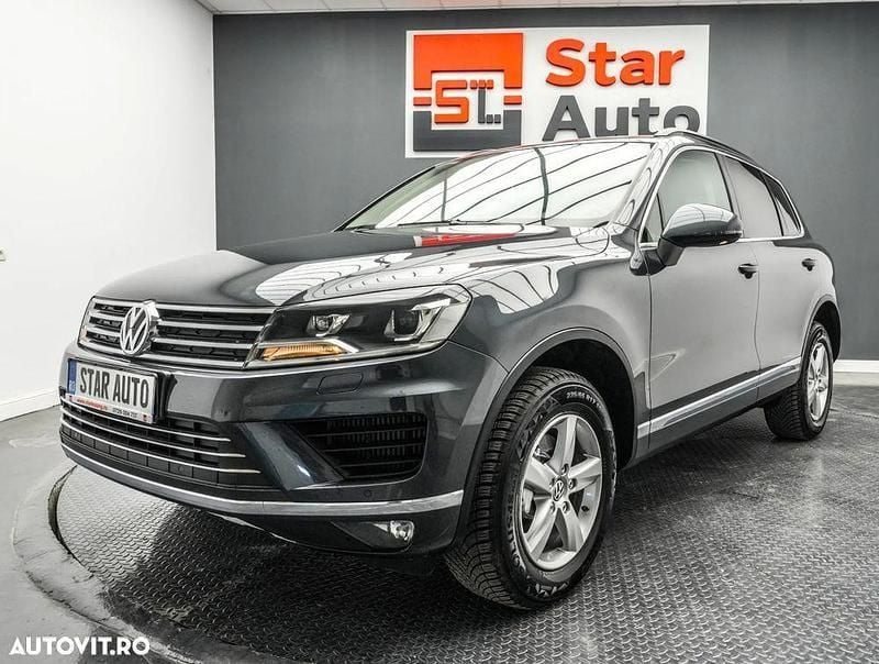 Gri Utilizat 2016 VW Touareg Mountain SUV | 14.990 EUR (Super Preț) - Imagine 1/4