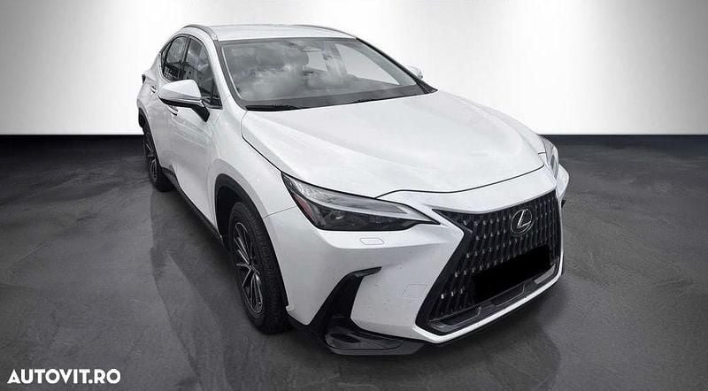 Culoarealb Utilizat 2023 Lexus NX350h SUV | 39.990 EUR - Imagine 1/4