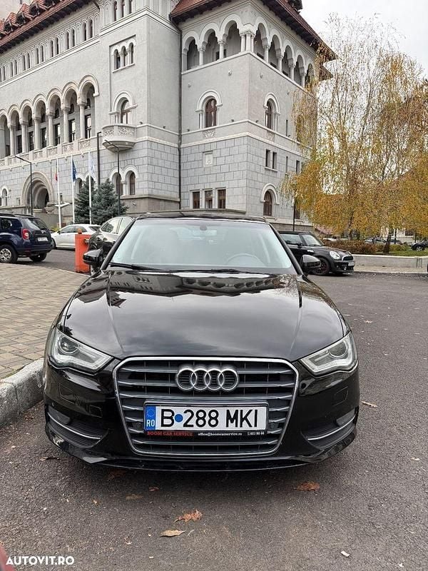 Second-hand Audi A3 Sportback Attraction 150 CP (110 kW) 2016 Culoarenegru Hatchback