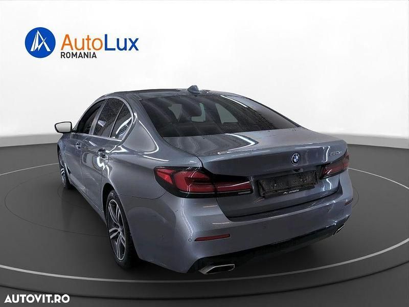 Second-hand BMW 520 Sport Line 204 CP (150 kW) 2022 Culoaregri Berlinǎ