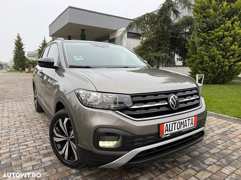 Culoareargint Utilizat 2021 VW T-Cross Life SUV | 15.990 EUR (Preț bun) - Imagine 1/4