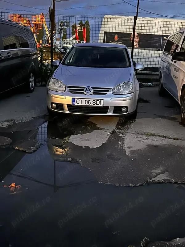 Second-hand VW Golf IV 105 CP (77 kW) 2006 Berlinǎ