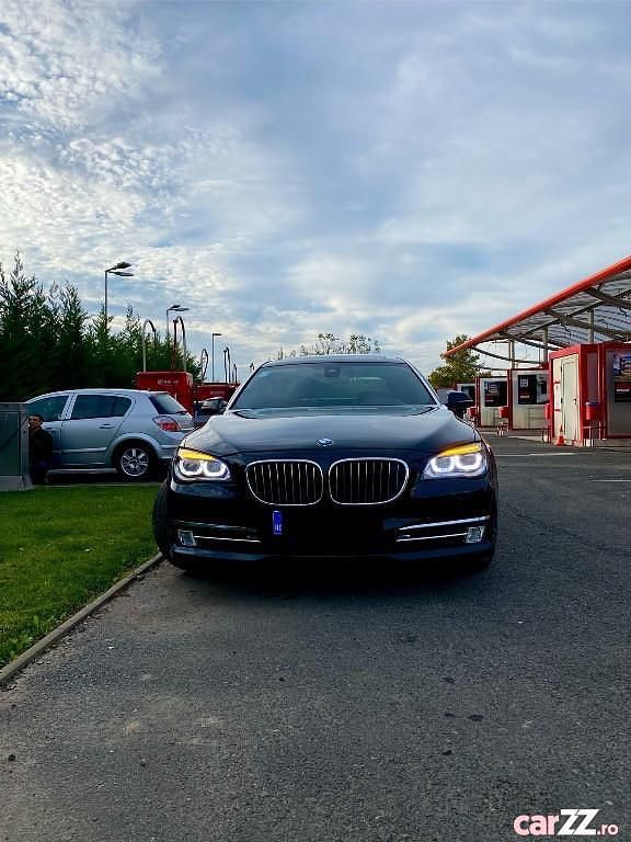 Utilizat 2015 BMW 730L Comfort Edition Berlinǎ | 20.500 EUR (Preț bun) - Imagine 1/4