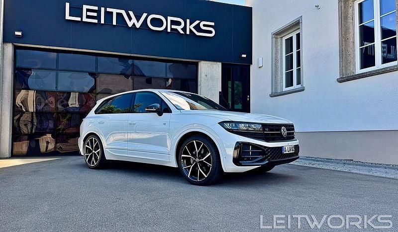 Utilizat 2023 VW Touareg R-line SUV | 79.621 EUR - Imagine 1/1