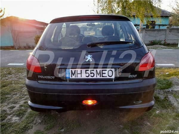 Second-hand Peugeot 206 75 CP (55 kW) 2005 Negru Hatchback