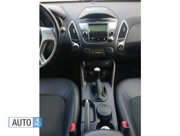 Negru Utilizat 2012 Hyundai ix35 SUV | 8.500 EUR (Preț OK) - Imagine 1/4