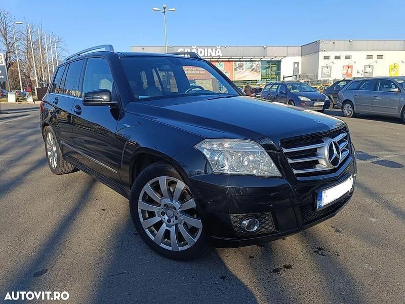 Second-hand Mercedes GLK220 170 CP (125 kW) 2011 Negru SUV