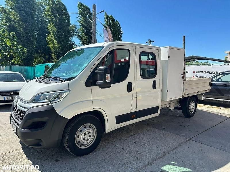 Alb Utilizat 2018 Citroën Jumper Monovolum | 18.990 EUR - Imagine 1/4