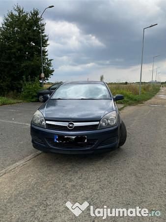 Utilizat 2008 Opel Astra GTC Coupe | 2.000 EUR - Imagine 1/4