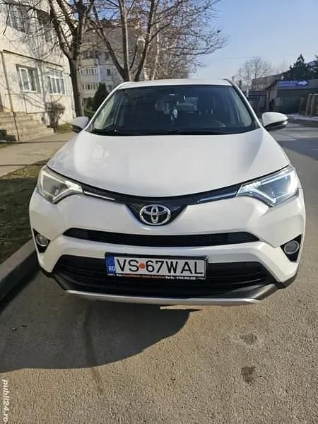 Second-hand 2016 Toyota RAV4 SUV | 13.700 EUR (Preț OK) - Imagine 1/4