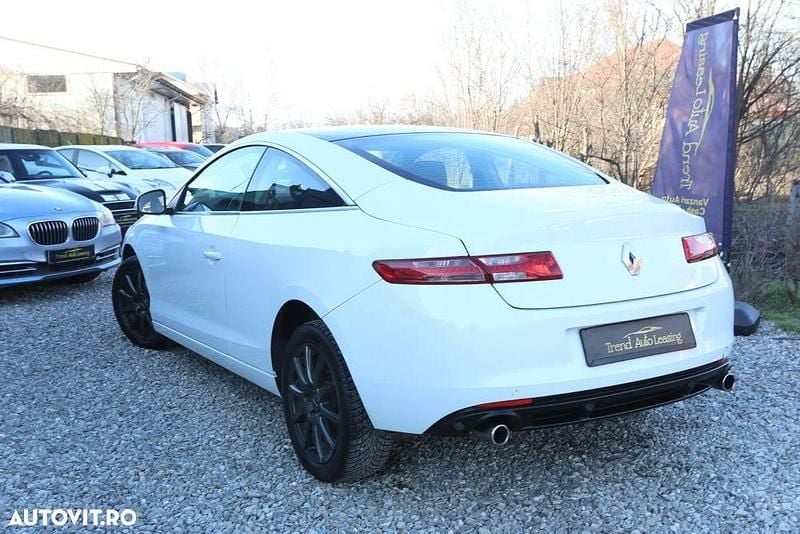 Second-hand Renault Laguna Coupé GT 150 CP (110 kW) 2010 Culoarealb Coupe