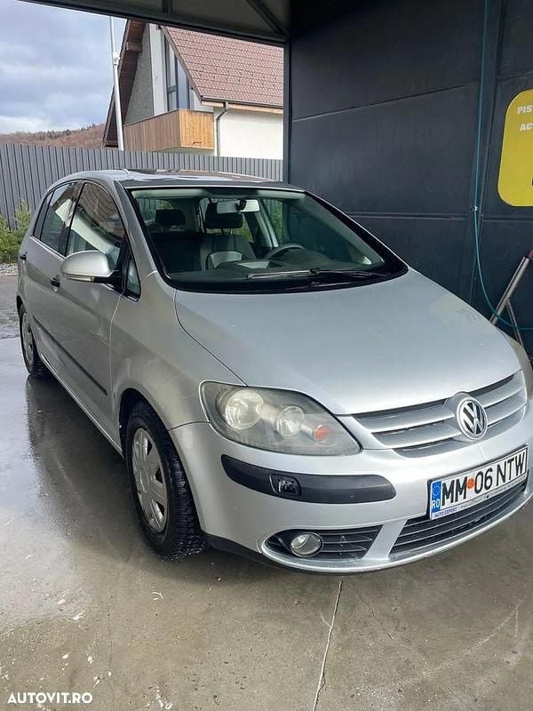 Culoareargint Utilizat 2006 VW Golf Plus Cross Comfortline Monovolum | 2.500 EUR (Preț OK) - Imagine 1/4