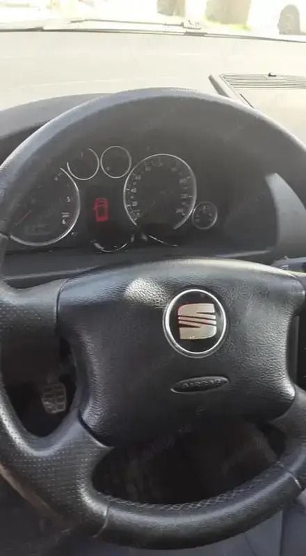 Utilizat 2009 Seat Alhambra SE Monovolum | 4.199 EUR (Preț OK) - Imagine 1/4