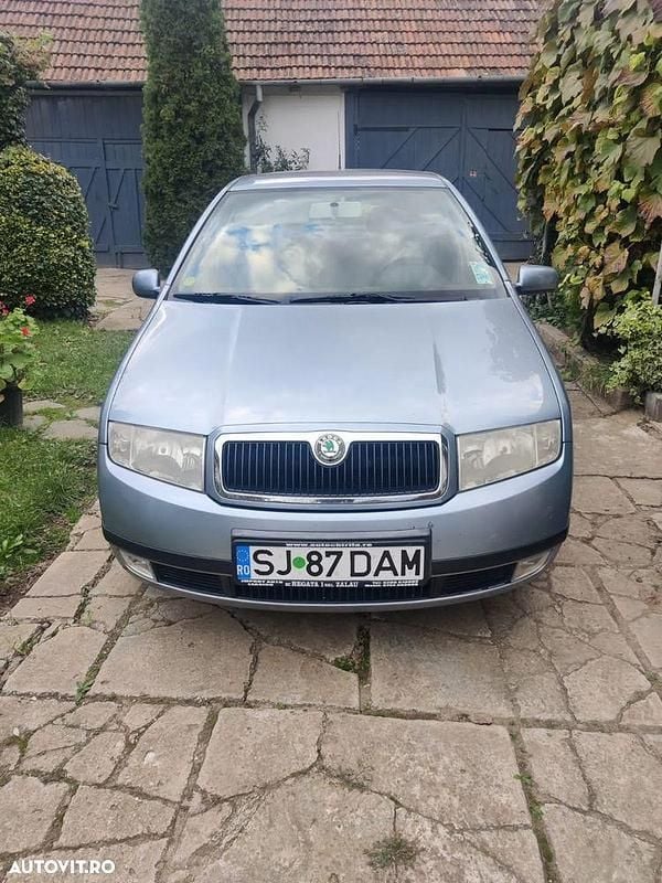 Culoarealbastru Utilizat 2002 Skoda Fabia Hatchback | 650 EUR (Preț bun) - Imagine 1/4