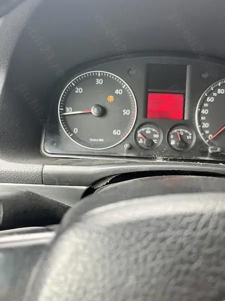 Utilizat 2003 VW Touran Monovolum | 1.750 EUR (Preț OK) - Imagine 1/4