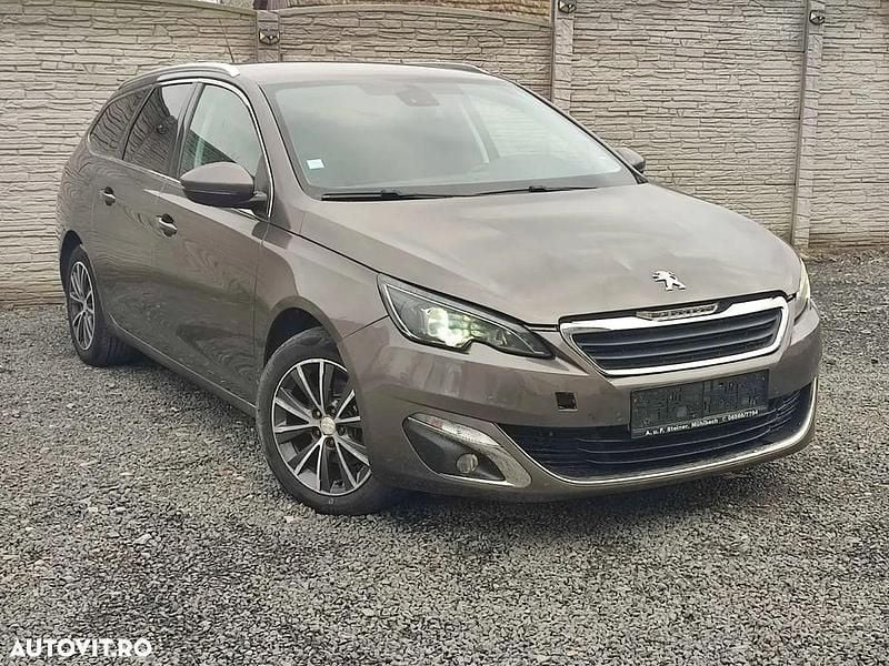 Second-hand Peugeot 308 120 CP (88 kW) 2016 Culoaremaro Break
