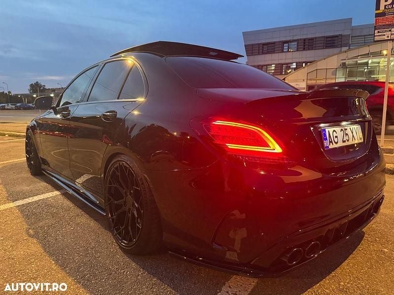 Second-hand Mercedes C43 AMG AMG 390 CP (286 kW) 2019 Culoarenegru Berlinǎ