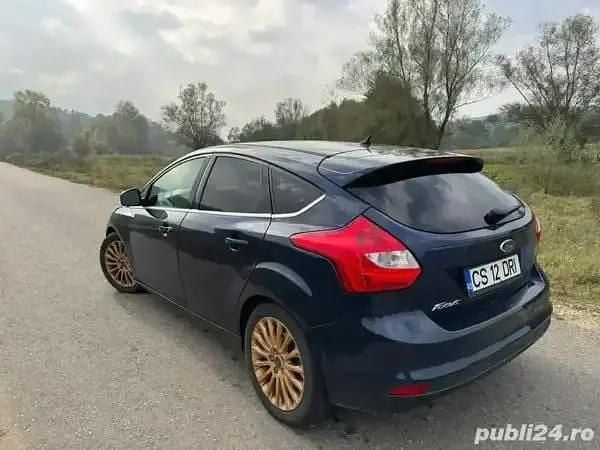 Second-hand 2011 Ford Focus Hatchback | 3.700 EUR (Preț OK) - Imagine 1/4