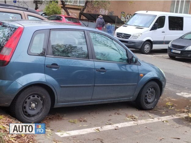 Second-hand Ford Fiesta 80 CP (58 kW) 2002 Verde Hatchback