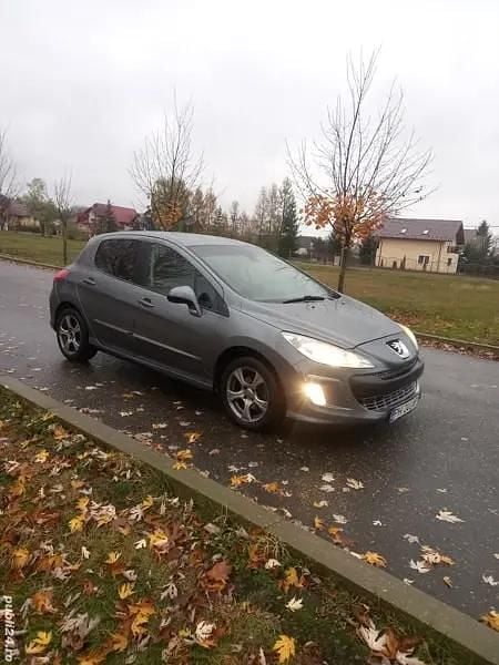 Utilizat 2010 Peugeot 308 Berlinǎ | 2.000 EUR (Preț bun) - Imagine 1/4
