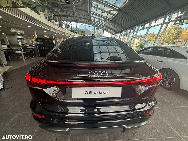 Nouă Audi Q6 e-tron Design 284 kW (387 CP) 2025 Culoarenegru SUV