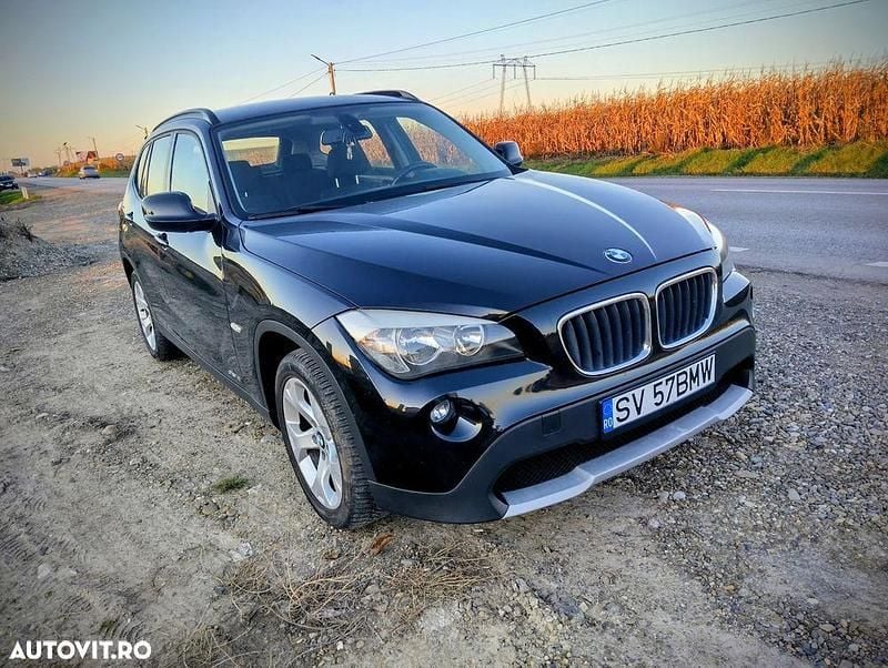 Culoarenegru Utilizat 2010 BMW X1 Sport Line SUV | 6.500 EUR (Preț OK) - Imagine 1/4