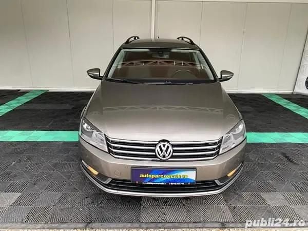 Second-hand VW Passat Edition 140 CP (102 kW) 2014 Auriu Break
