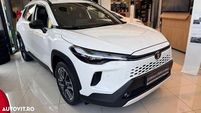 Nouă Toyota Corolla Cross 197 CP (144 kW) 2025 Culoarealb SUV