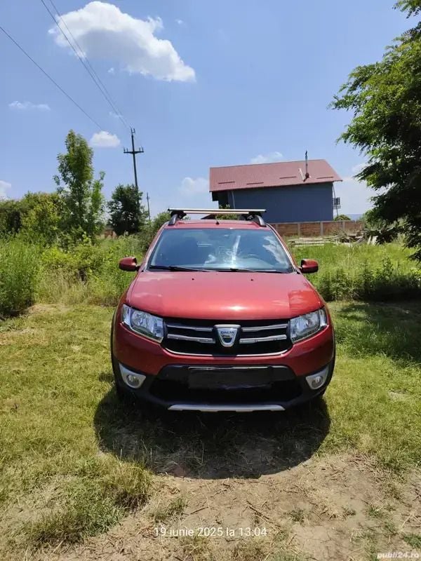 Utilizat 2016 Dacia Sandero Stepway Hatchback | 5.600 EUR (Preț OK) - Imagine 1/4