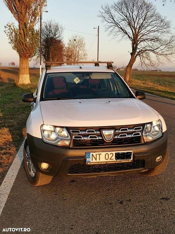 Culoarealb Utilizat 2018 Dacia Duster Acces SUV | 7.450 EUR (Super Preț) - Imagine 1/4