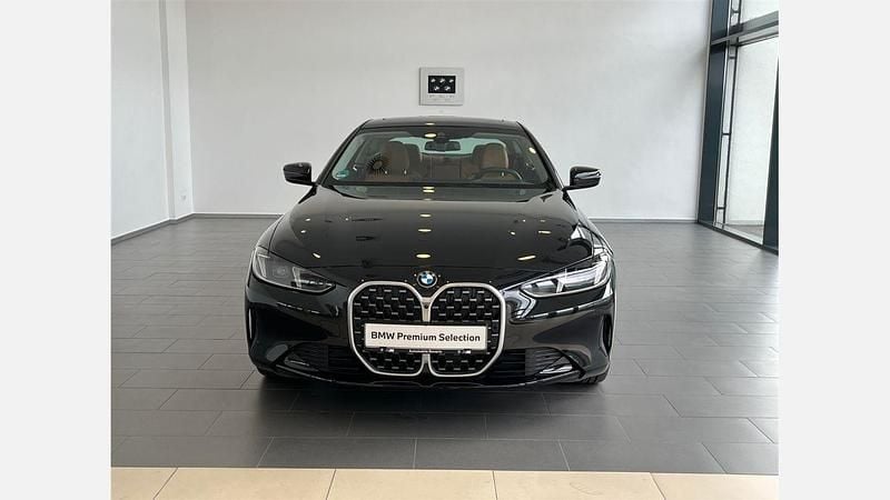 Second-hand BMW 420 Comfort Edition 184 CP (135 kW) 2024 Negru sapphire metalizat Coupe