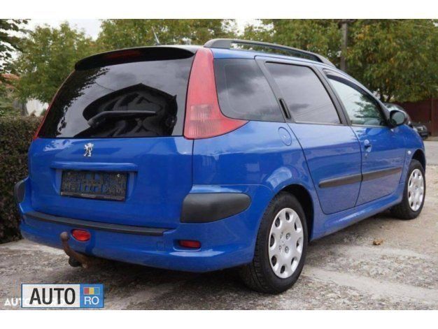 Second-hand Peugeot 206 86 CP (63 kW) 2003 Albastru Hatchback