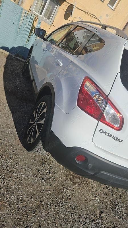 Utilizat 2011 Nissan Qashqai SUV | 7.900 EUR (Puțin scump) - Imagine 1/4