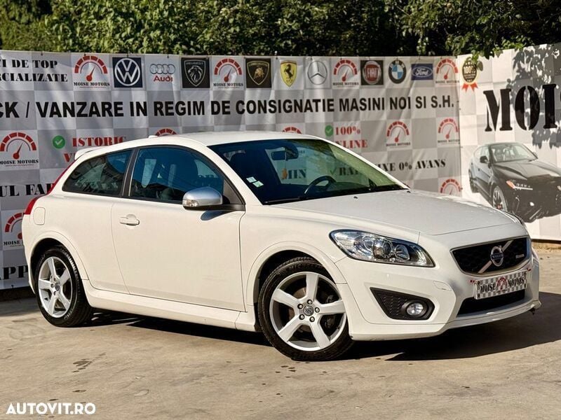 Alb Utilizat 2013 Volvo C30 R-Design Hatchback | 5.990 EUR - Imagine 1/4