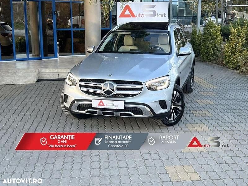 Culoareargint Utilizat 2020 Mercedes GLC300e Exclusive SUV | 33.650 EUR (Preț OK) - Imagine 1/4