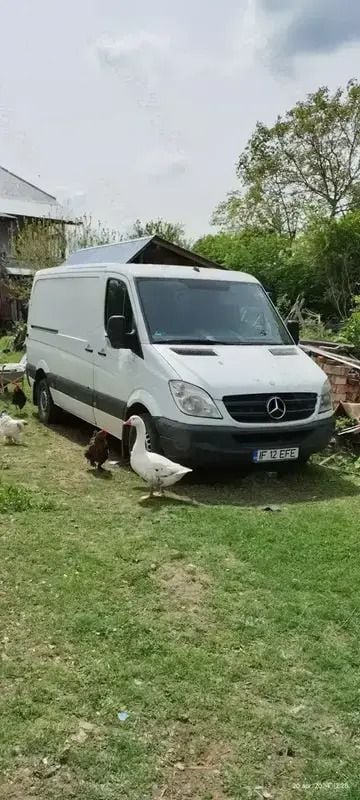 Utilizat 2009 Mercedes Sprinter Van | 8.200 EUR (Preț OK) - Imagine 1/4