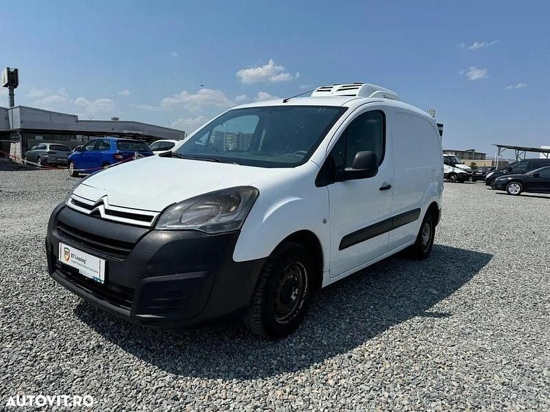 Alb Utilizat 2016 Citroën Berlingo Monovolum | 5.324 EUR - Imagine 1/4