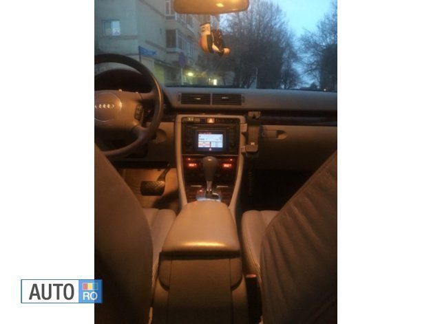 Second-hand Audi A4 131 CP (96 kW) 2001 Albastru Berlinǎ