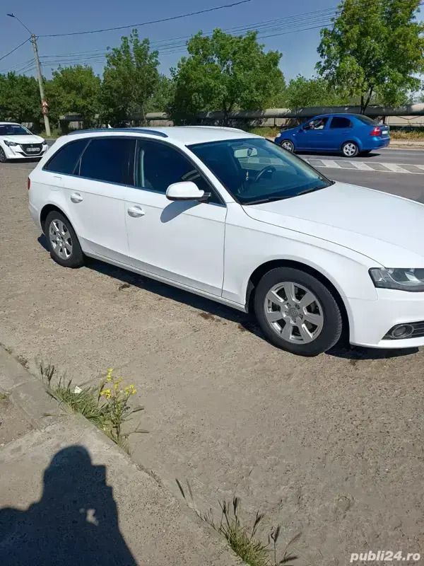 Utilizat 2010 Audi A4 | 6.400 EUR (Preț OK) - Imagine 1/4