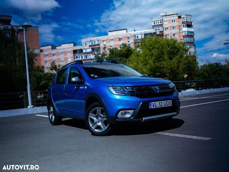 Culoarealbastru Utilizat 2020 Dacia Sandero Comfort Hatchback | 8.700 EUR (Preț bun) - Imagine 1/4