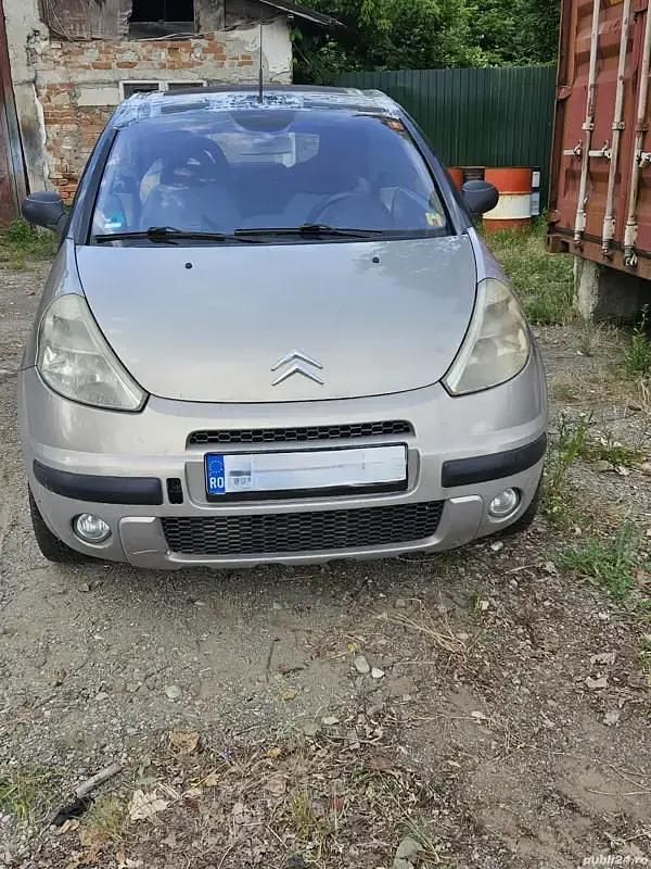 Bej Utilizat 2003 Citroën C3 Pluriel Cabrio | 200 EUR - Imagine 1/4