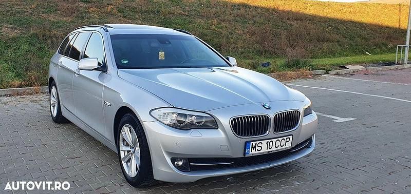 Second-hand BMW 525 Sport Line 204 CP (150 kW) 2011 Culoareargint Break