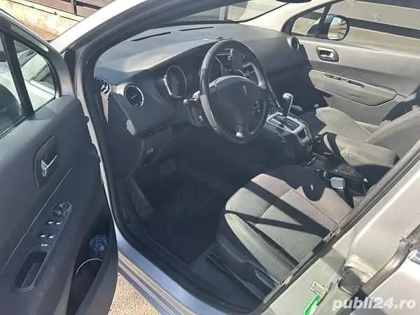 Utilizat 2012 Peugeot 5008 Monovolum | 4.150 EUR (Preț OK) - Imagine 1/4