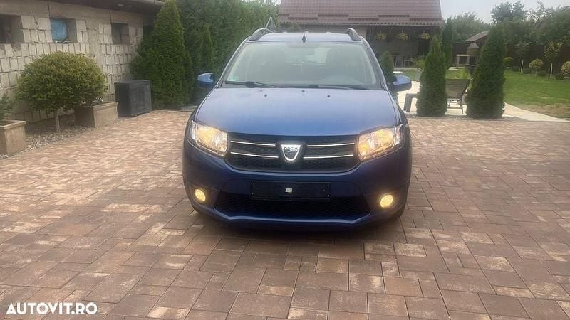 Second-hand Dacia Logan Prestige 90 CP (66 kW) 2014 Culoarealbastru Berlinǎ