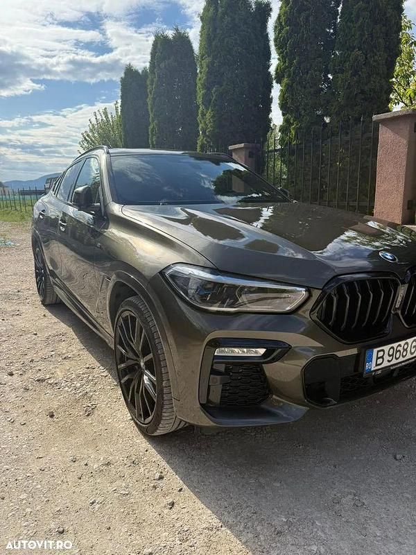 Verde Utilizat 2020 BMW X6 SUV | 68.000 EUR - Imagine 1/4